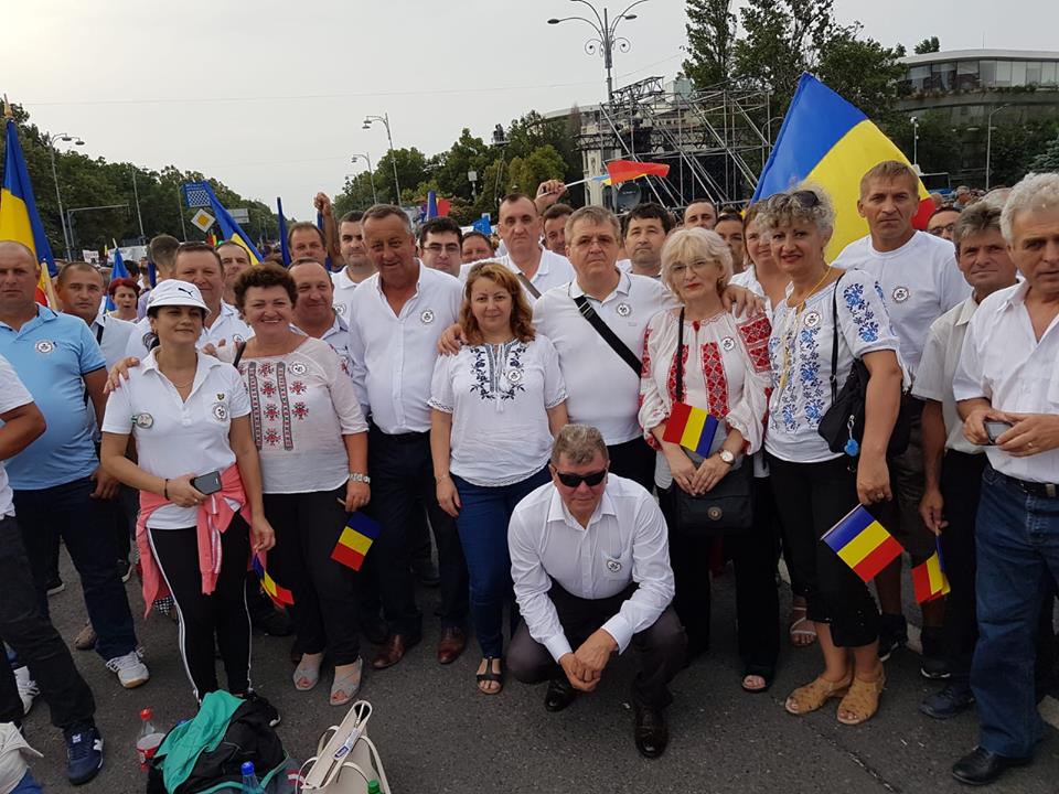 Social democrații sătmăreni au ajuns în Capitală. Miting cu peste 200 de mii de participanți