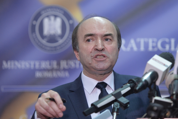 Toader, reacţie RAPIDĂ la declaraţia  lui Iohannis: