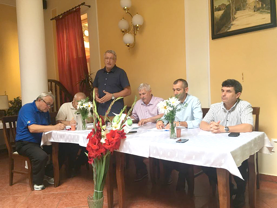 O ședință furtunoasă