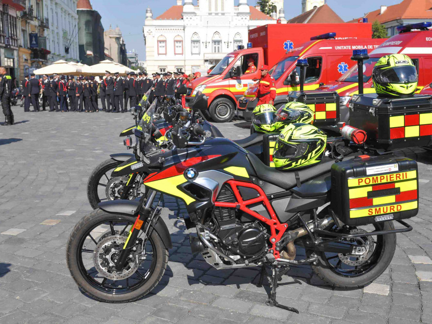 Salvatori pe motociclete SMURD!