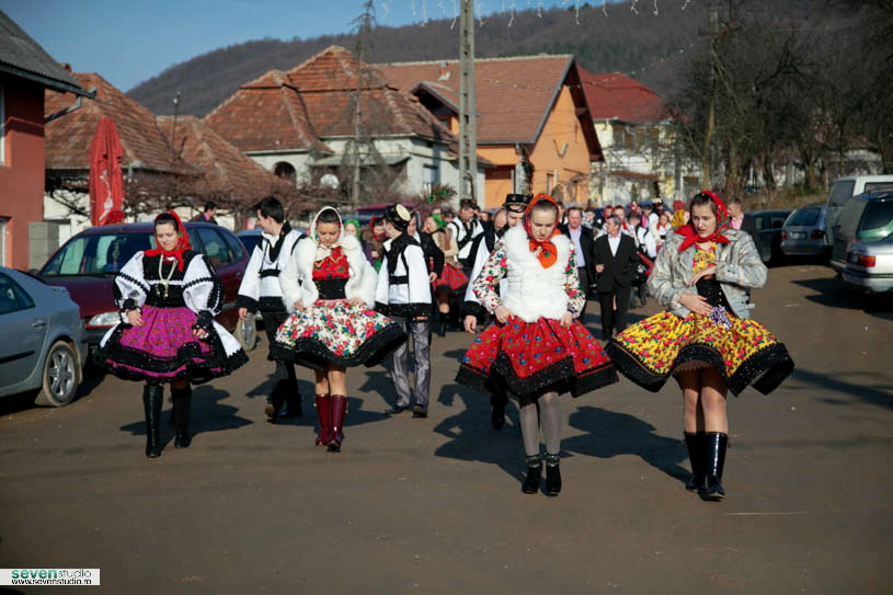 Târşolţ – tărâmul dacilor liberi, al tradiţiilor nealterate şi al pălincii autentice