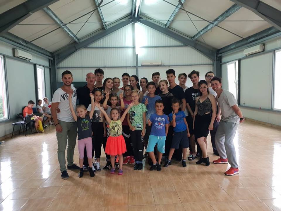 Cantonament în pași de dans, la Moneasa