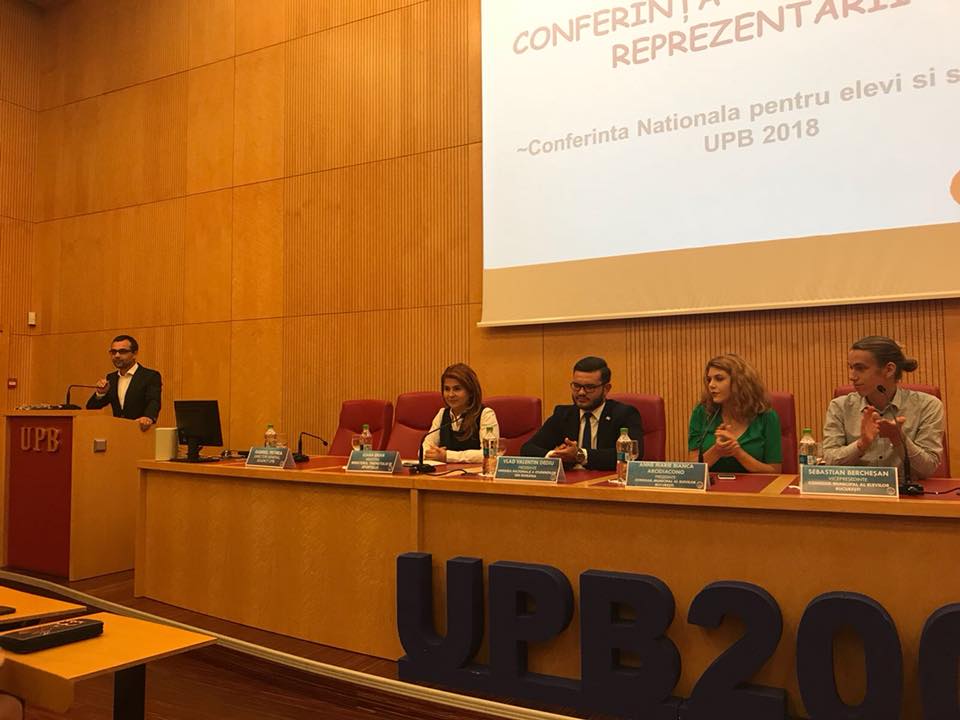 Ioana Bran, la dezbaterea de la Universitatea Politehnică București