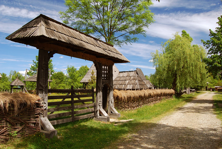 Muzeul Satului Maramureşean din Sighet - locul unde meşteşugul lemnului este la el acasă
