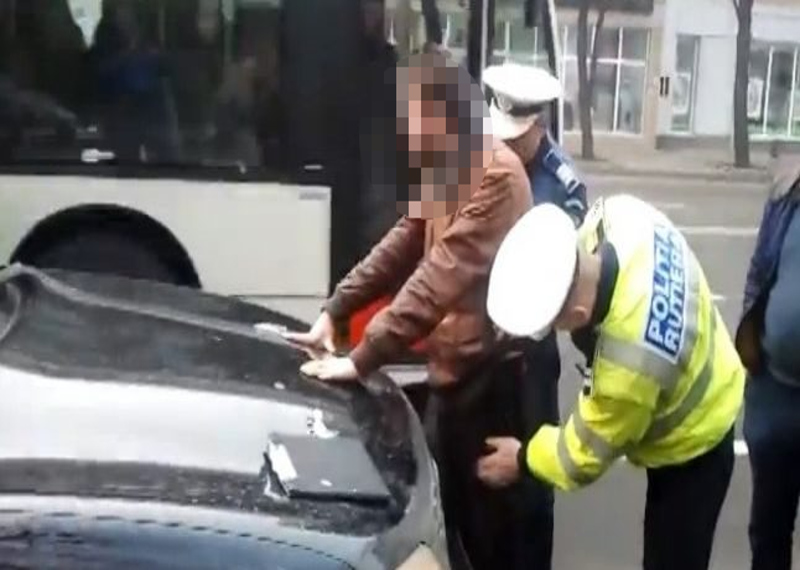 Accident produs de un DROGAT. Nu doar consumase, dar deținea și droguri