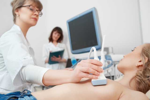 Consultații oncologice și ecografie mamară gratuite. Unde și când