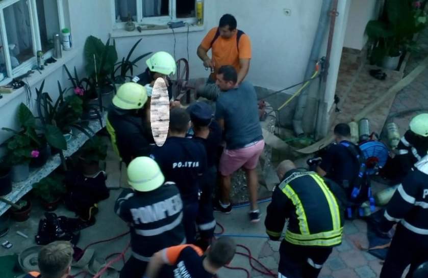 GRAV. A doua persoană, în stare gravă. Inconștientă, stop cardio-respirator, hipotermie. Resuscitat in drum spre UPU