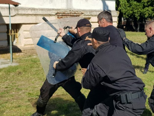 FOTO. ”MASCAȚII”, intervenție în forță. Luptătorii SAS Satu Mare - antrenamente speciale