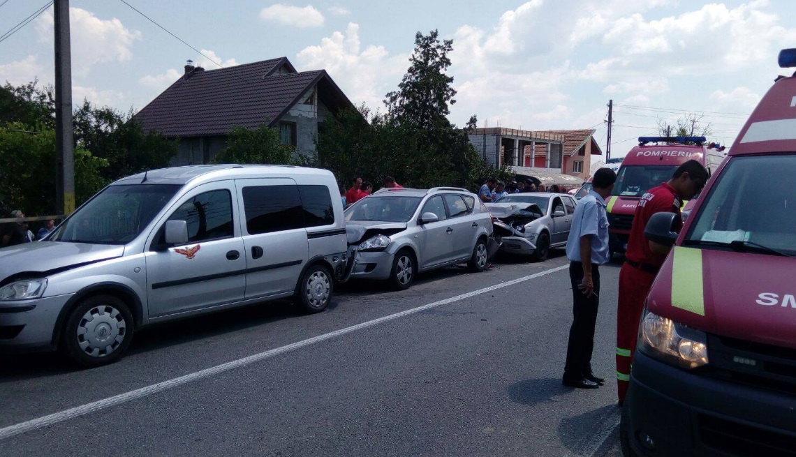 ACCIDENT  în lanț la Satu Mare. O persoană rănită