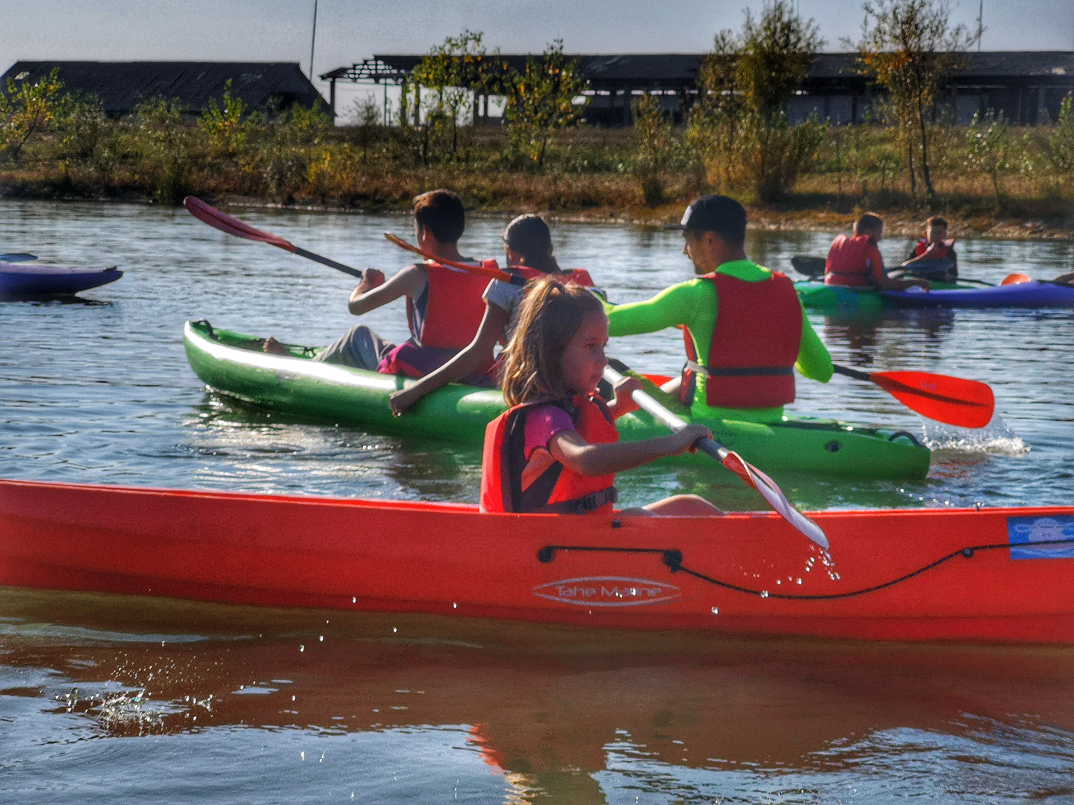Activitate intensă pentru cei de la Caiac SMile