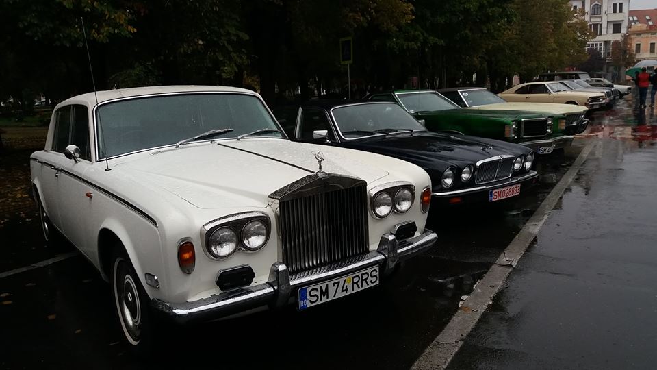 Parada ”bătrânelor doamne”, la Satu Mare. Expuse și admirate