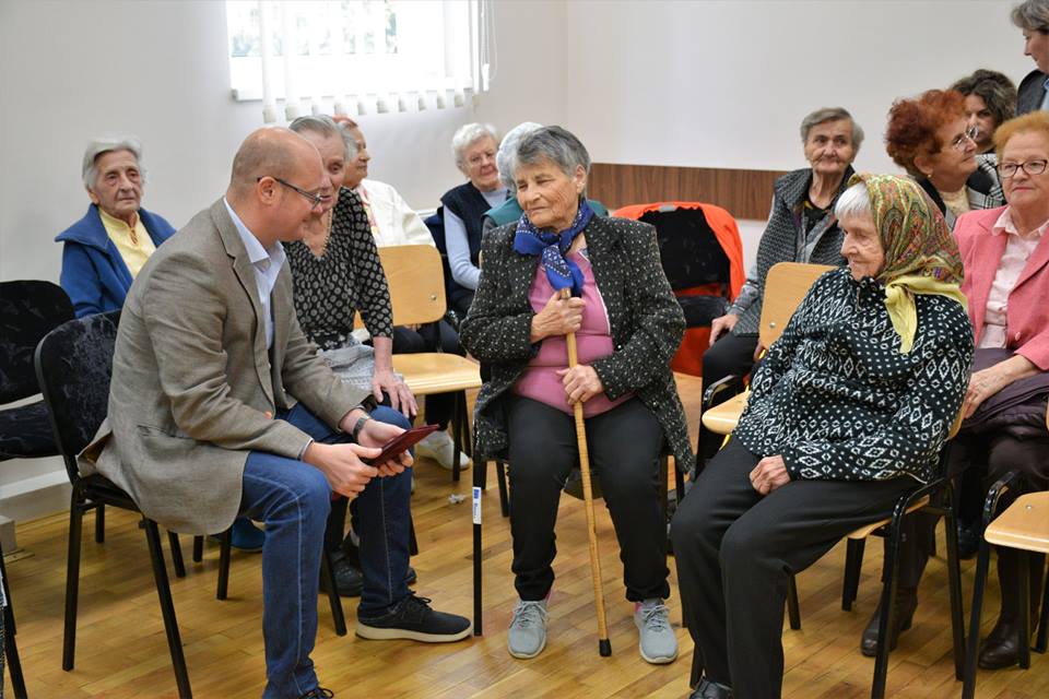 FOTOGALERIE. Vârstnicii sătmăreni, cinstiți de Primărie. La Mulți Ani, dragi seniori!