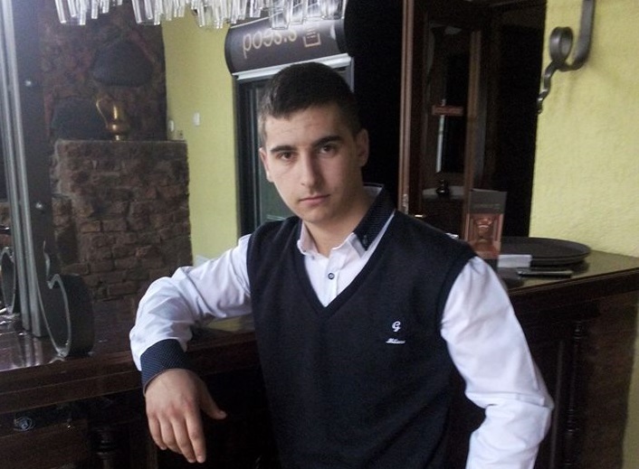 DURERE. Mesaje SFÂȘIETOARE după moartea lui Rareș, la doar 21 de ani