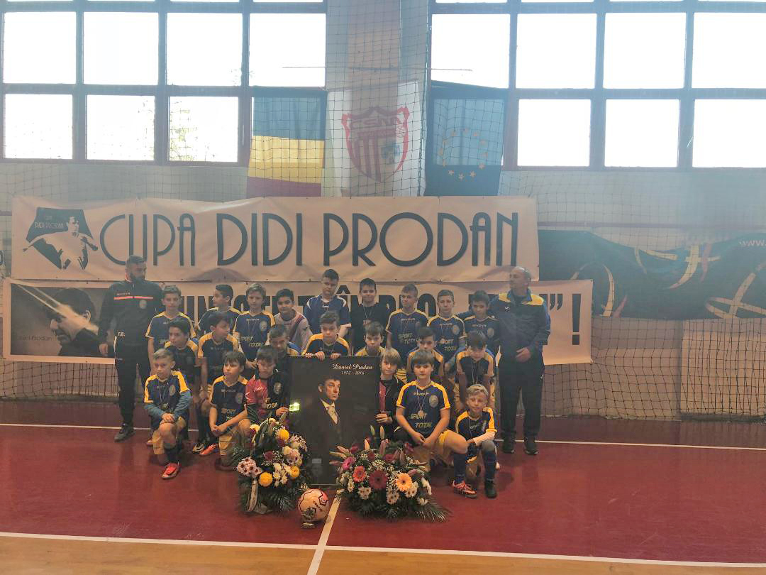 Au jucat în memoria lui Daniel Prodan!