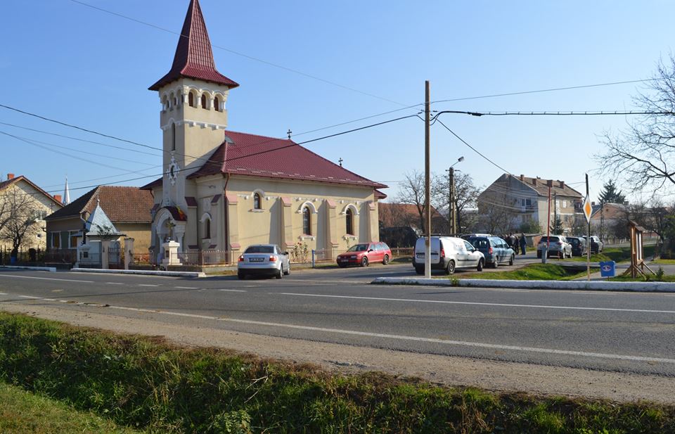 FOTOGALERIE. Lucrările de modernizare la un principal drum din județ încep în curând. A fost predat amplasamentul