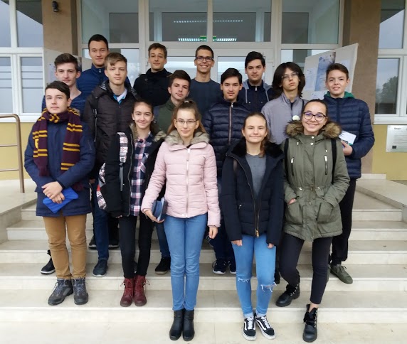 FOTO. PREMII valoroase obținute de elevii de la CN ”Mihai Eminescu” la concursul TopFiz 2018