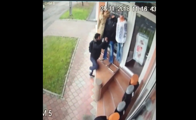 VIDEO. Hoț prins de Poliția Locală la scurt timp după furt. Imagini video