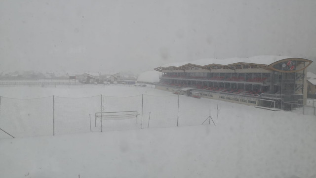 Meci în condiţii de iarnă la Miercurea Ciuc