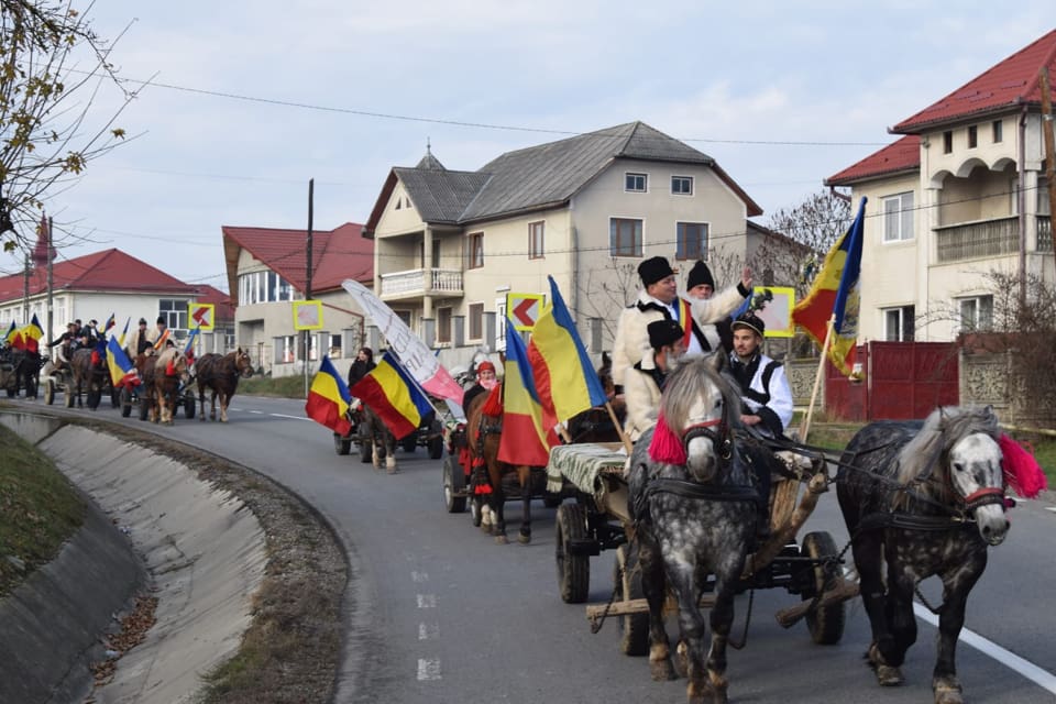 Oșenii s-au unit cu maramureșenii în drum spre Alba Iulia