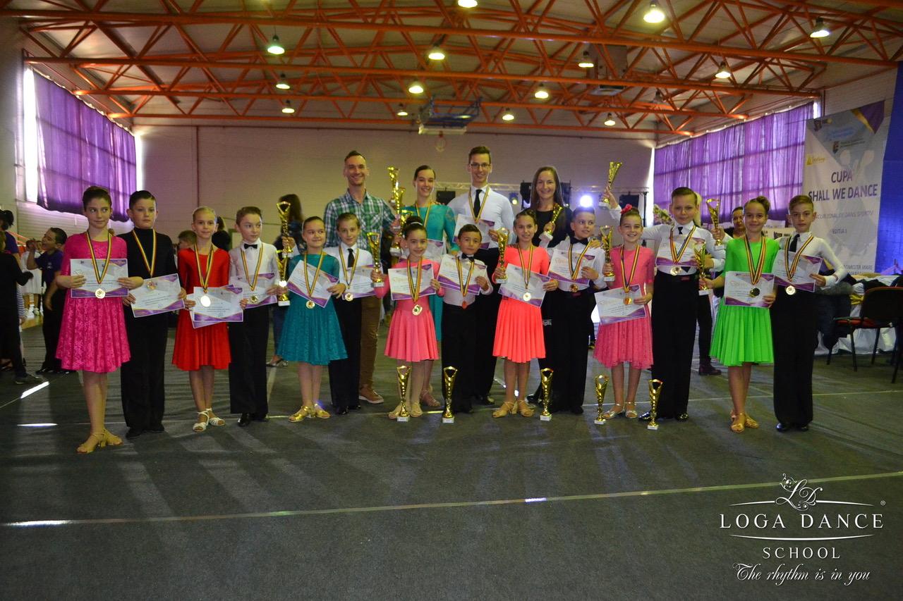 Loga Dance School, 27 de medalii la Cupa Shall We Dance de la Șomcuta Mare