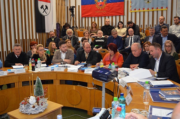 FOTO. Consilierii municipali PSD Satu Mare s-au abținut de la votul privind majorarea tarifului de salubrizare