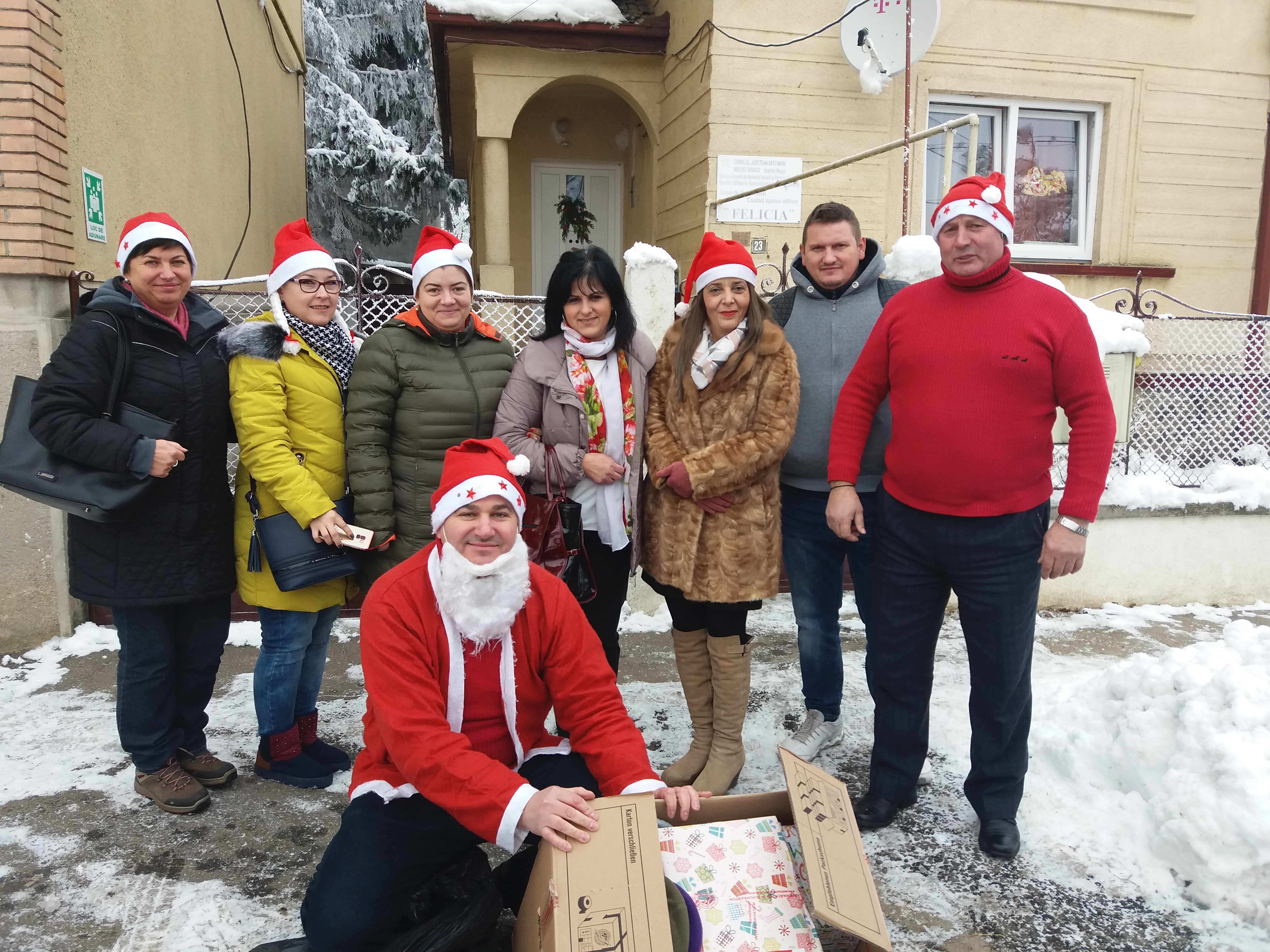 Bucurie în sufletele copiilor instituționalizați: Colindătorii DGASPC Satu Mare