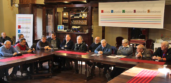 Au fost puse bazele Asociației Ziariştilor,  Artiştilor şi Scriitorilor Sătmăreni