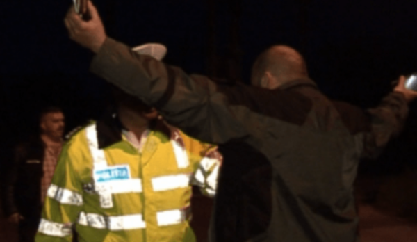 RAZIE DE AMPLOARE. Cinci DROGAȚI, prinși în TRAFIC în ȚARA OAȘULUI. Toți au dosare penale