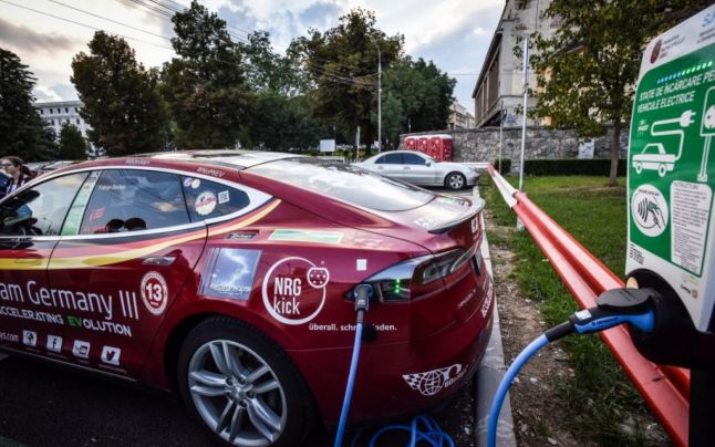 IMPRESIONANT. Stații de ÎNCĂRCARE a mașinilor ELECTRICE la Satu Mare. CÂTE și UNDE 