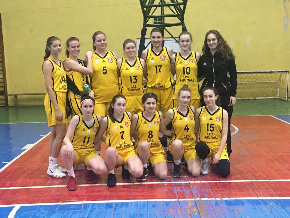 Victorie clară pentru fetele Adrianei Pricop