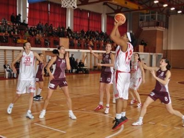 CSM Satu Mare se menține pe locul doi chiar dacă în etapa din week-end a stat