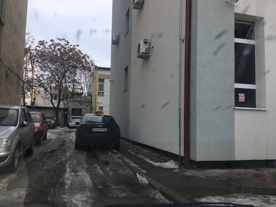 Trece cine mai poate...