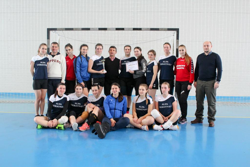 Fetele de la Liceul Tehnologic Ioniță G.Andron Negrești Oaș, campioane județene la handbal