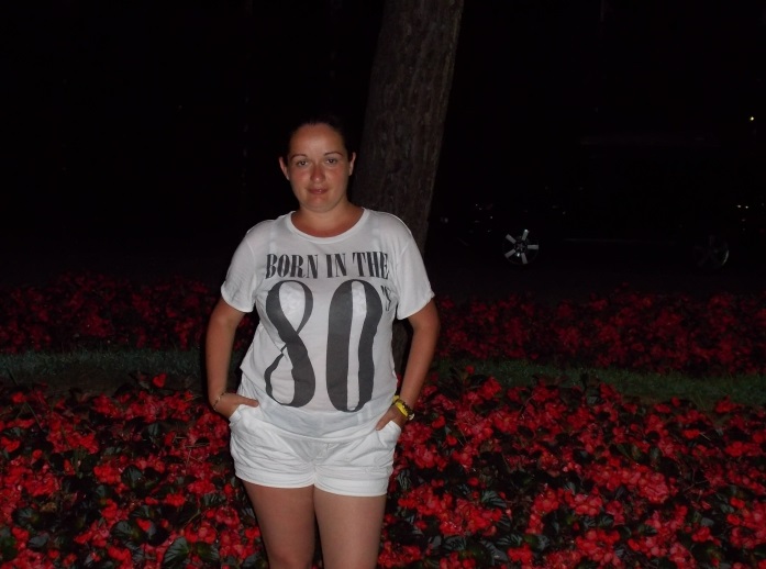 MOBILIZARE. O sătmăreancă are NEVOIE de voturile noastre. Pentru ambiția ei, MERITĂ ajutată