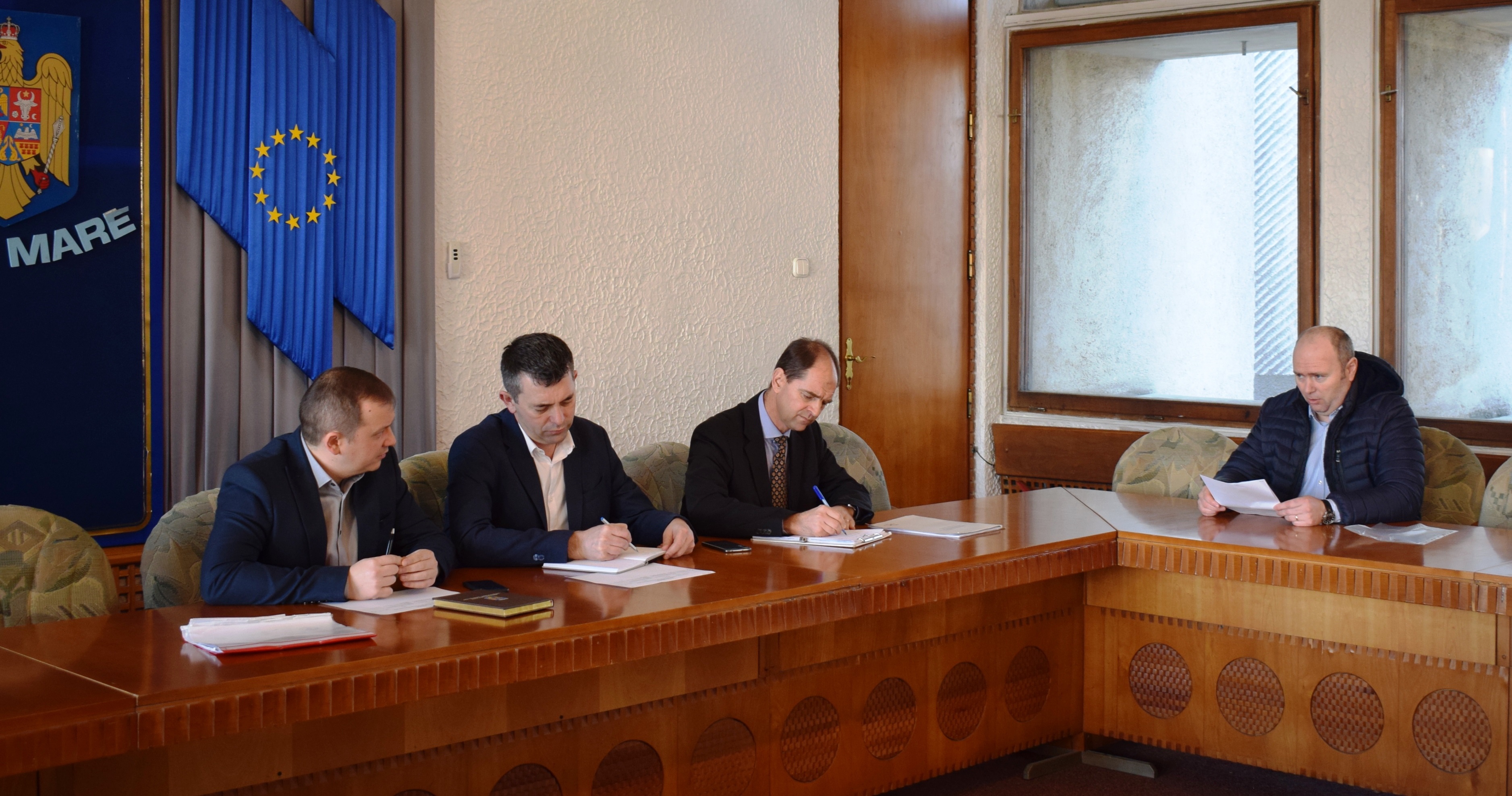 Două persoane, în audiență la prefect