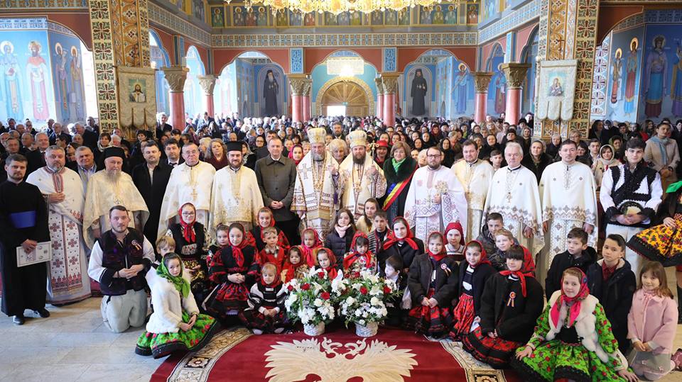 Liturghie arhierească cu doi episcopi în Catedrala Ortodoxă Negrești Oaș