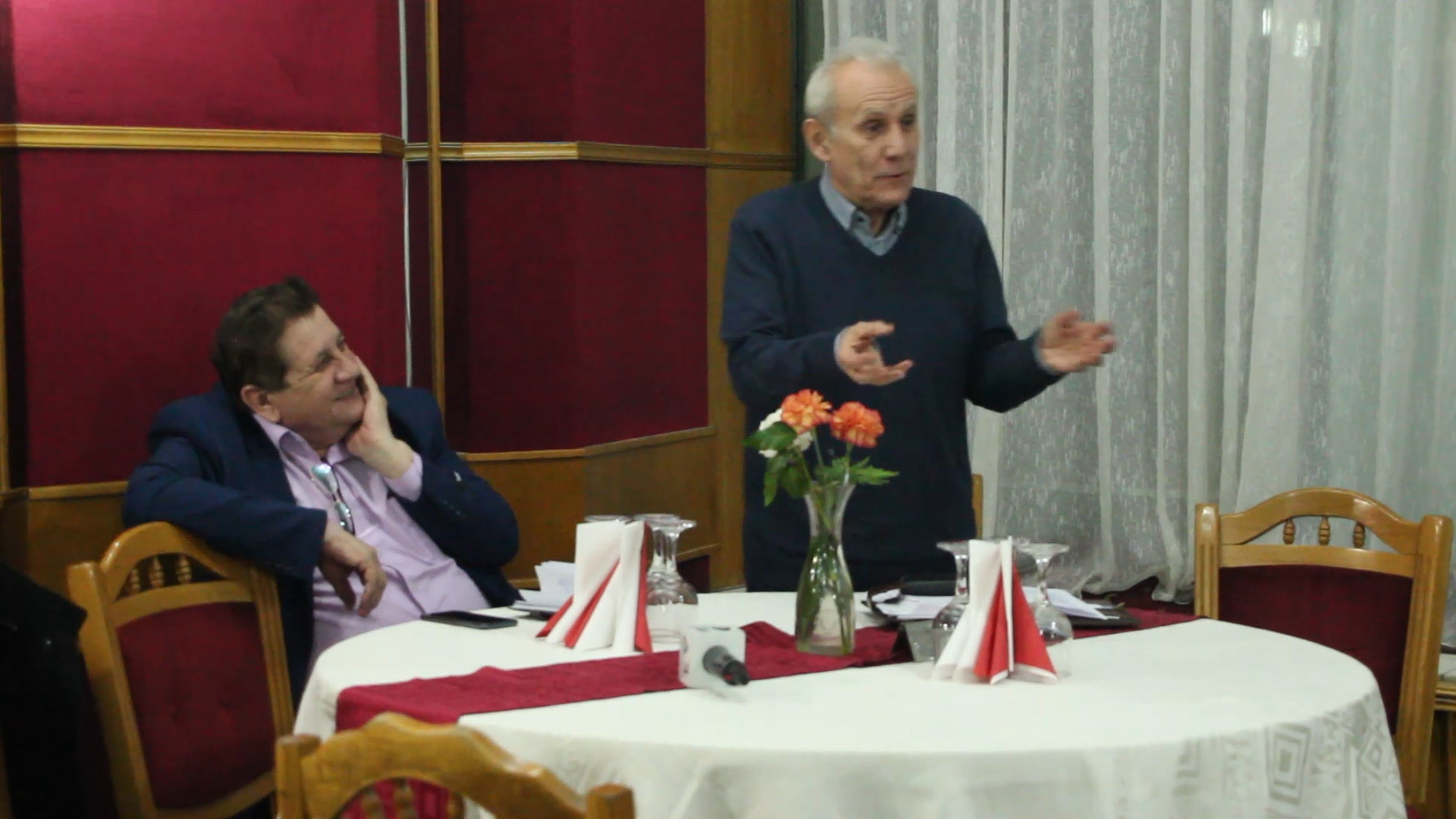 DORU DINU GLĂVAN – preşedintele Uniunii Ziariştilor Profesionişti din România (UZPR) - s-a întâlnit ieri la Satu Mare cu o parte dintre ziariştii sătmăreni