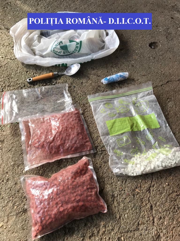 Captură impresionantă de droguri de mare risc