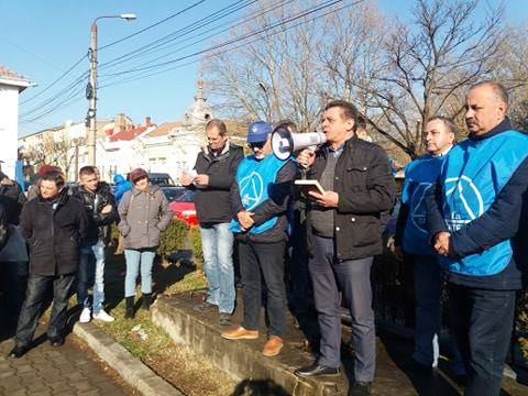 FOTO. GREVA de la Electrolux. Mesaje de susținere din TOATĂ ȚARA. Venim cu AUTOBUZELE