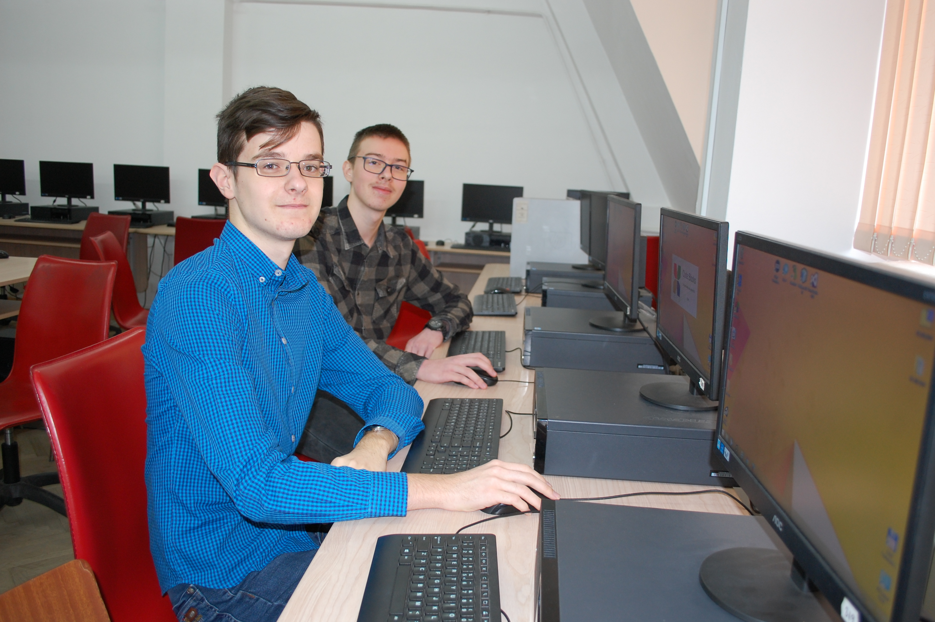 Medalii de bronz la runda internațională a concursului “infO(1) CUP” pentru CN Mihai Eminescu