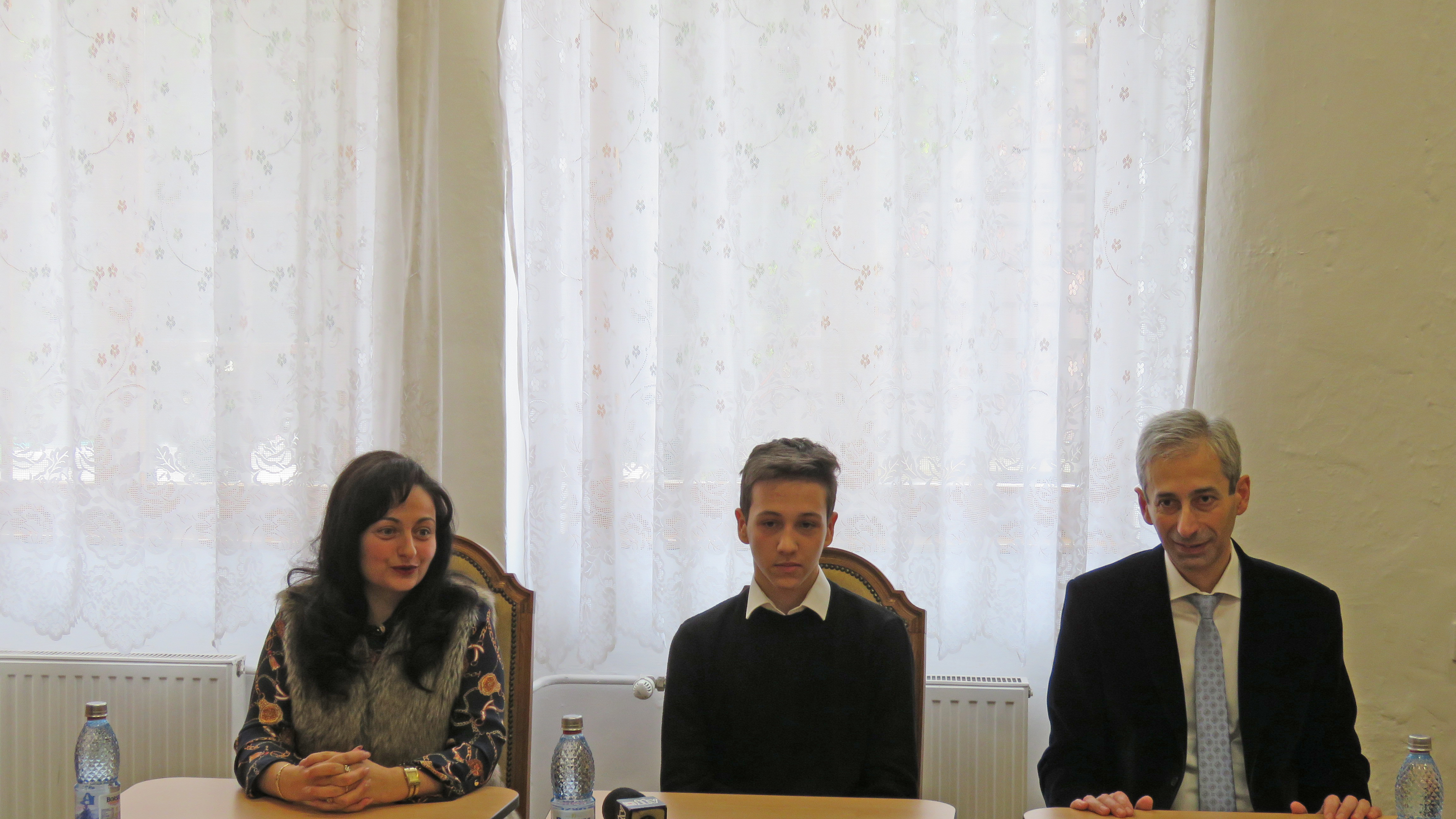 Elevul Mihnea Nastai, calificat în lotul României pentru EUSO 2019, prezentat la CN Mihai Eminescu