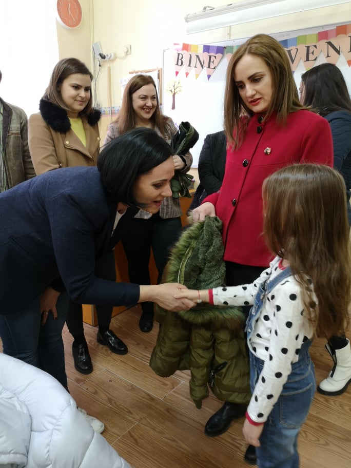 Zeci de preșcolari, în vizită la Şcoala Gimnazială „Grigore Moisil”