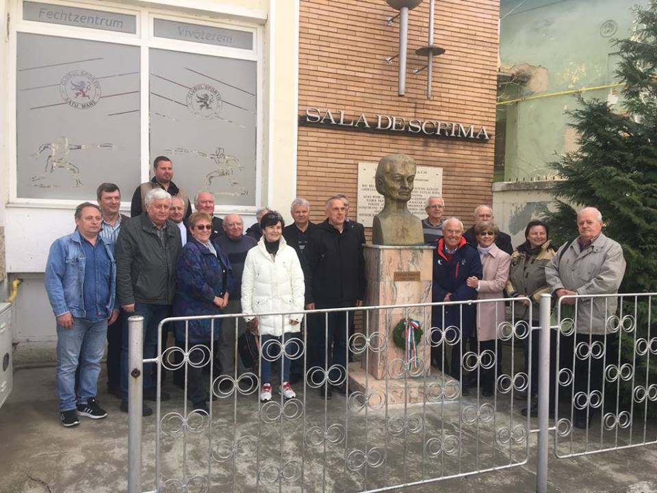 Olimpism  /  Din respect pentru școala sătmăreană de scrimă
