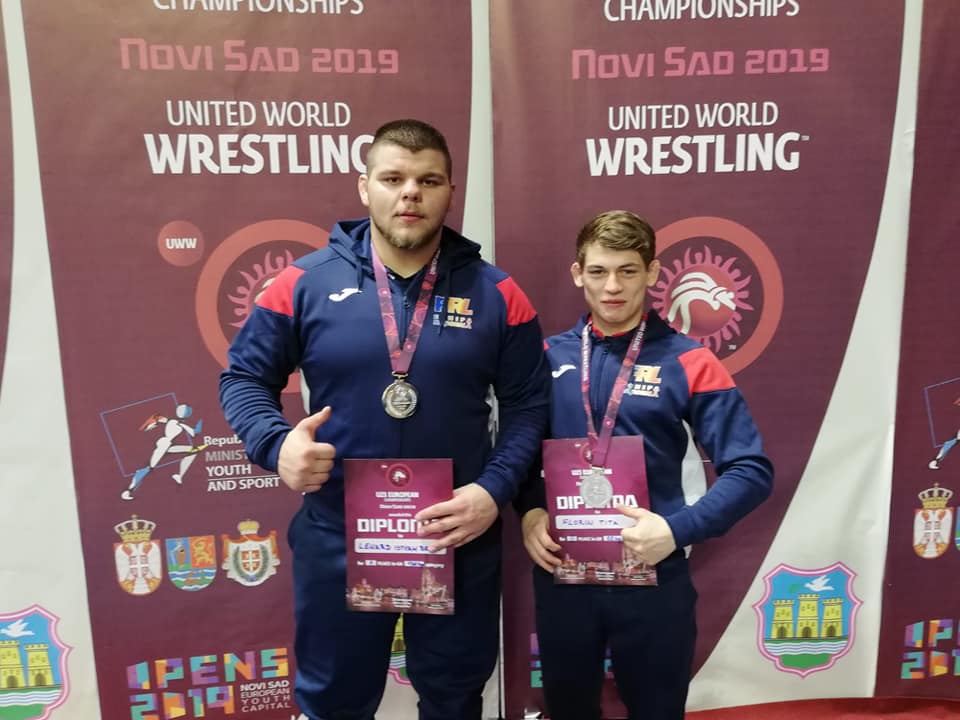 Luptătorii români, patru arginturi și trei bronzuri la Europenele  de seniori under 23!
