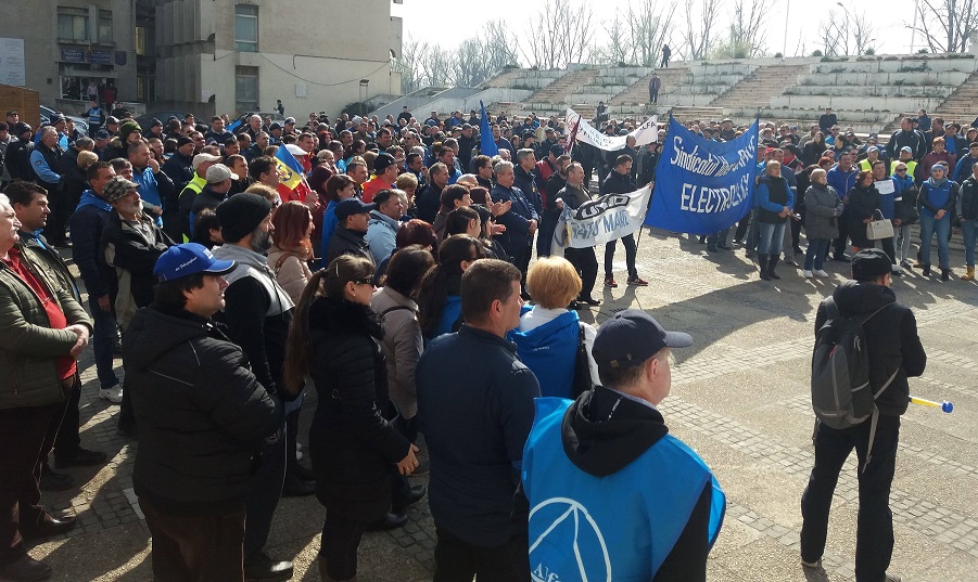 VIDEO/FOTO. Satu Mare, din nou în FRUNTE. Greviștii de la Electrolux au organizat cea mai de AMPLOARE acțiune sindicală