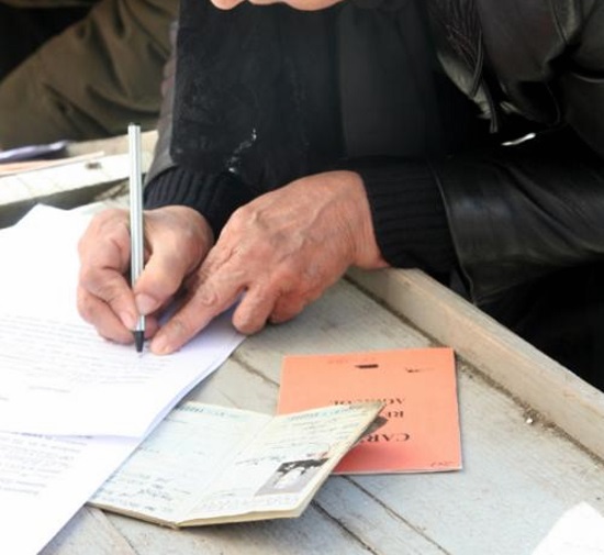 Începe vizarea carnetelor de rentă viageră