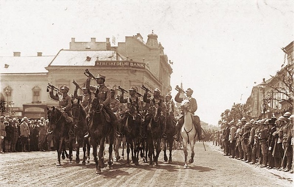 Un secol de la eliberarea Sătmarului de sub teroarea grupărilor bolşevice ale lui Bela Kun. Cum a fost întâmpinată Armata Română de către sătmăreni