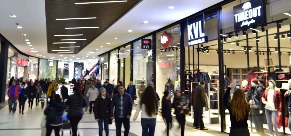 INCREDIBIL. PLĂTIT să faci SHOPPING. Da! Acum și la Satu Mare