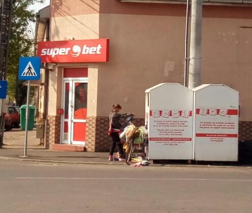 Consultând “ofertele”  de la Caritas