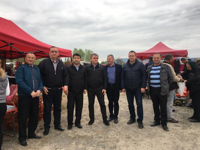 FOTO. Social democrații sătmăreni, alături de oșeni în târgul de la Bixad